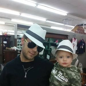 Meet your Posher, Carey